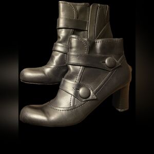 Naturalizer Women's Ankle Boots